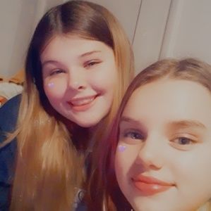 Meet your Posher, Ailis